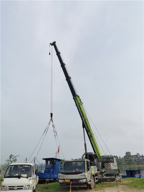 滦平县桥梁建设吊装案例